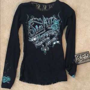 Long sleeve, all lace back never worn